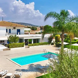 https://villa-terraforte-luxury-with-private-pool.sicilyhotelsitaly.net